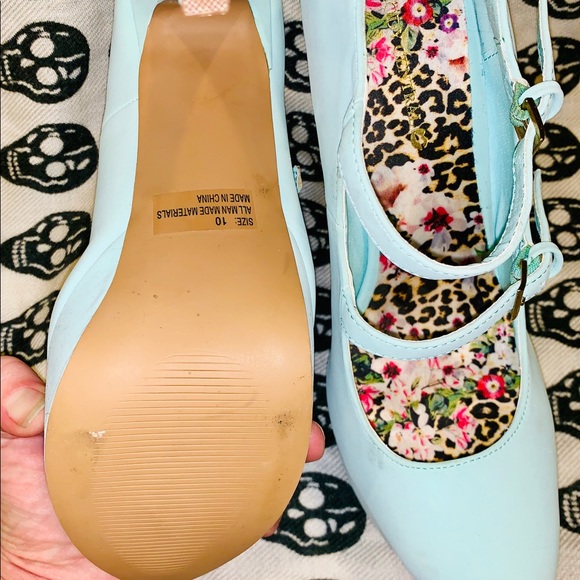 SEXY PinUp style Platform heels - Picture 5 of 5